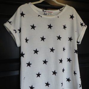 NEW WITH TAGS!! ~ ANDREE Top Size Medium STARS